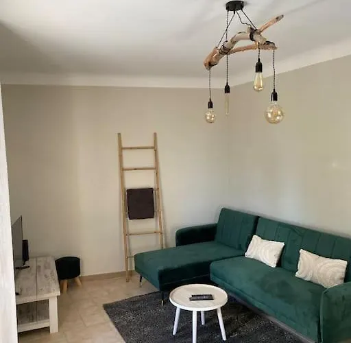 Maison De Village Fourques (Gard)